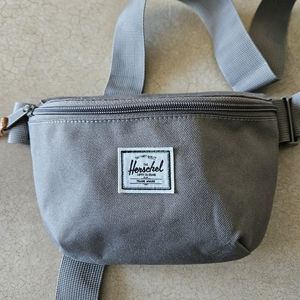 Herschel Fanny Pack (Fourteen hip pack)